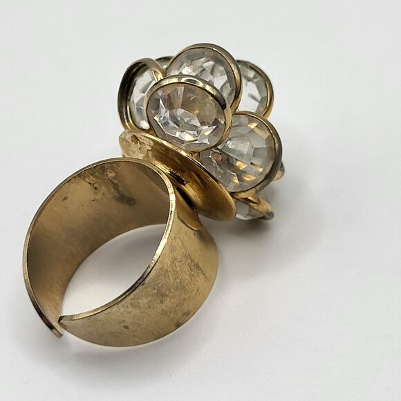 Vintage 80s Crystal Bezel Set Gold Tone Dimensional Ring Size 6.5 Adjustable - Picture 4 of 6